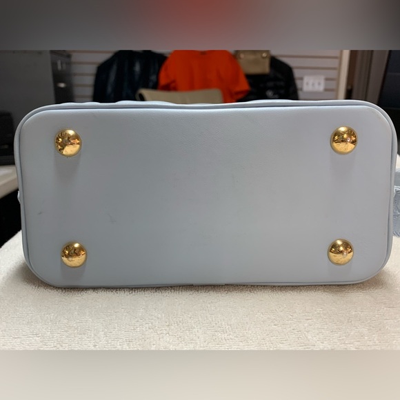 Louis Vuitton Alma BB Bubblegram Leather Ice Blue Glacier Bag - Picture 5 of 16